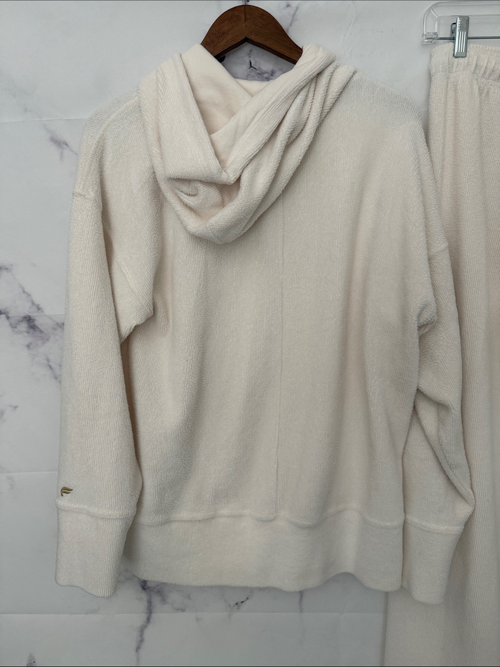 FABLETICS Ribbed Fuzzy Tracksuit Hoodie Jogger Set Ivory Size Small - Picture 8 of 13